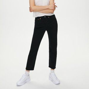 Black ALMOST NEW Levi's Wedgie Cropped from Artizia
